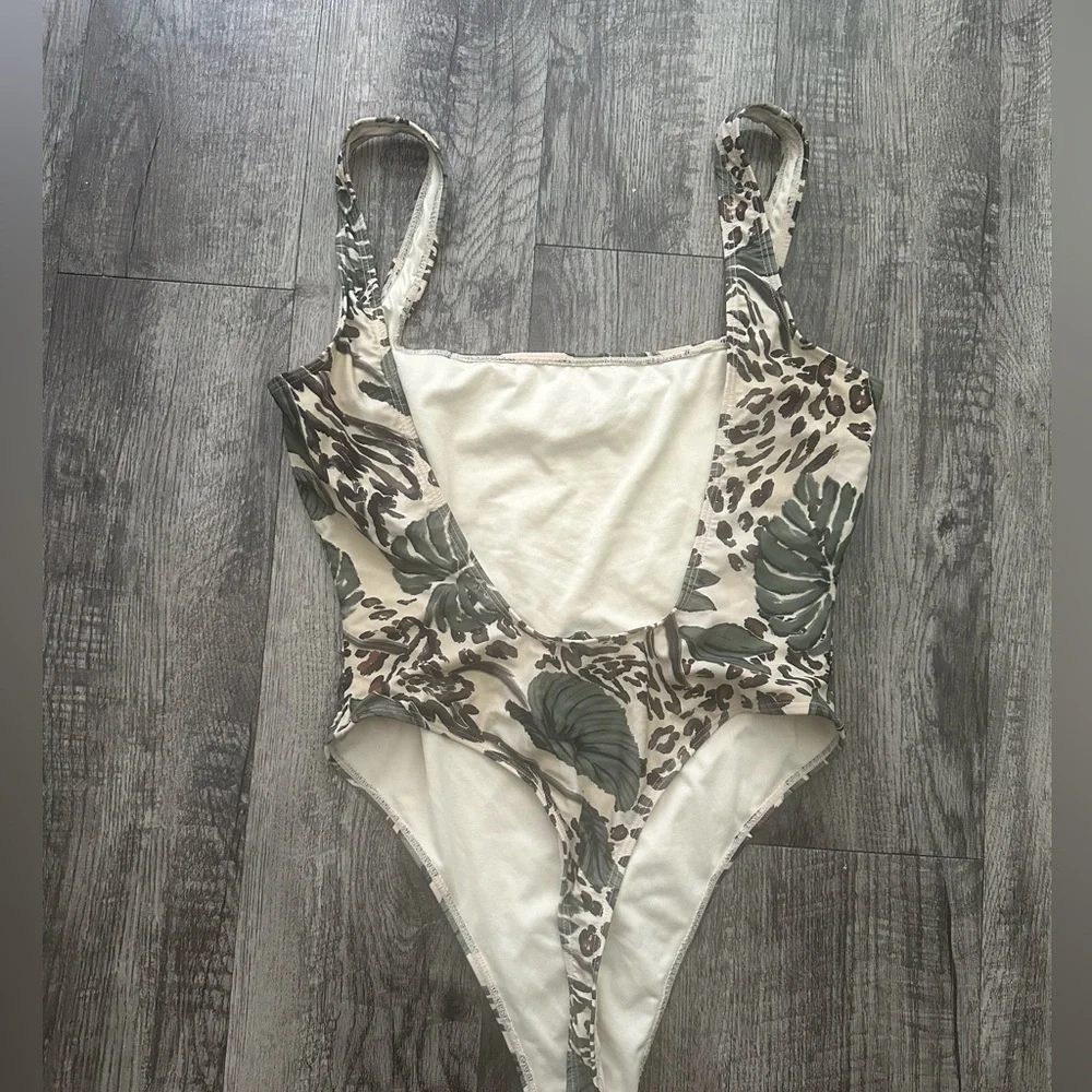 Leaf and Leopard Print Swimsuit - Picture 2 of 3
